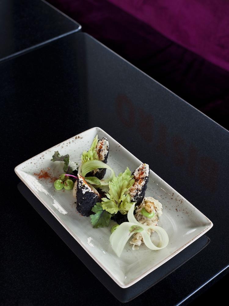 Amano Grand
