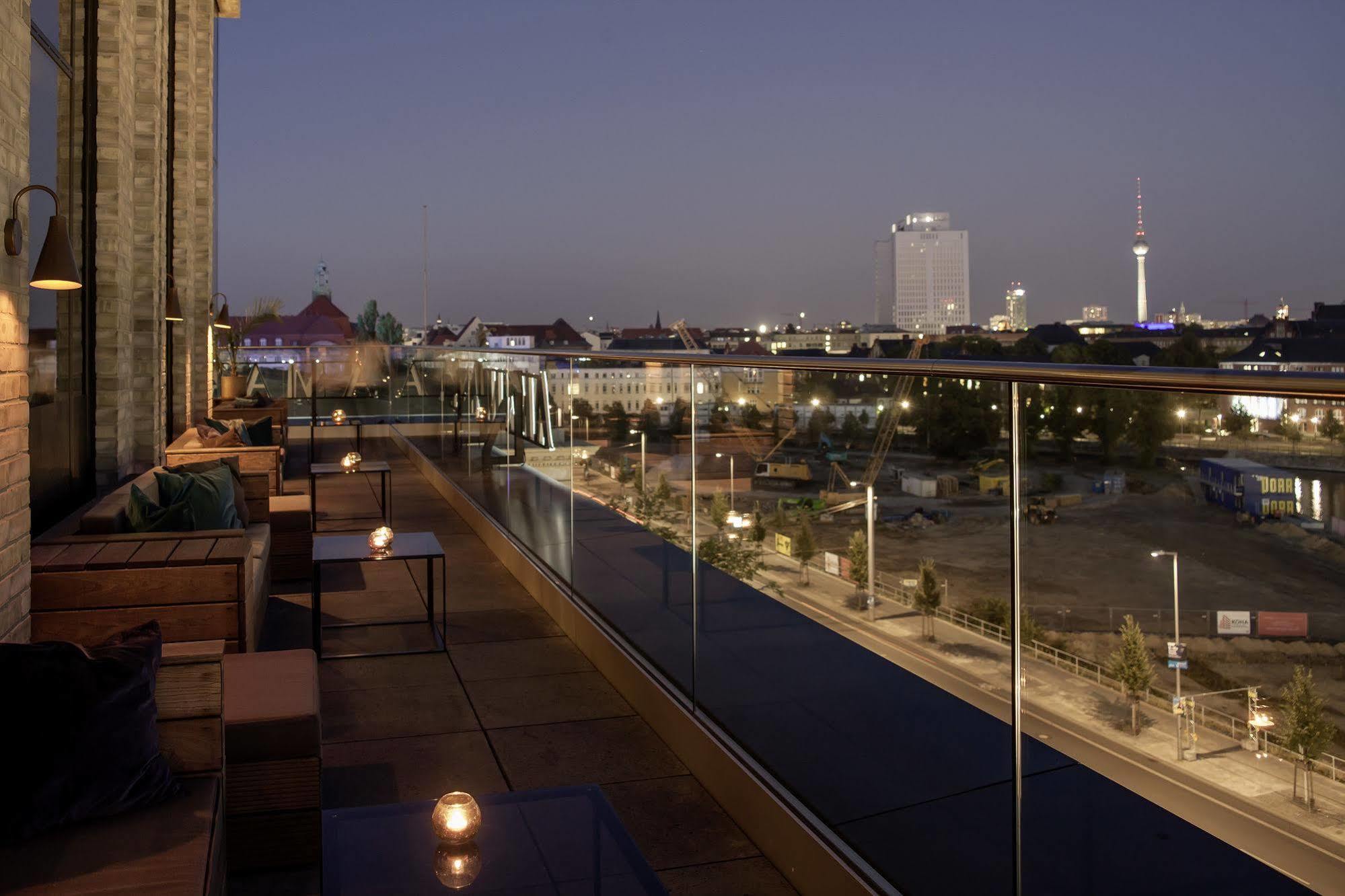 Amano Grand Hotel 3*